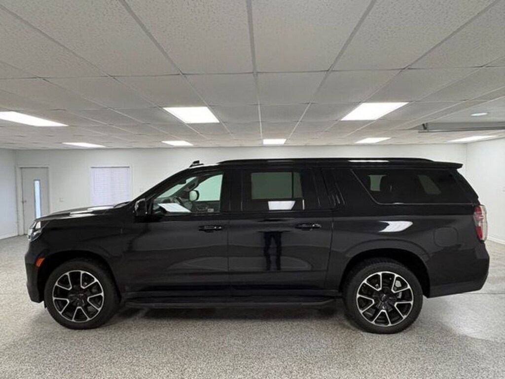 Used 2021 Chevrolet Suburban RST SUV