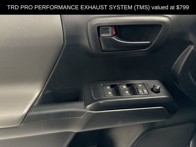 2022 Toyota Tacoma SR photo 3