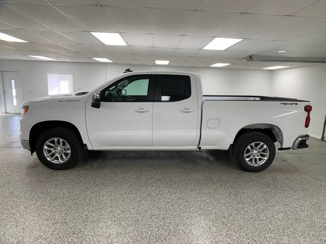 2026 Chevrolet Silverado 1500 LT photo 4