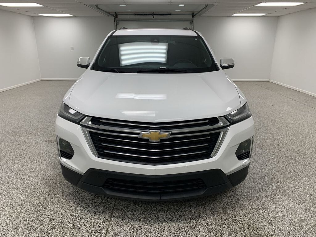 Used 2023 Chevrolet Traverse LT Cloth SUV