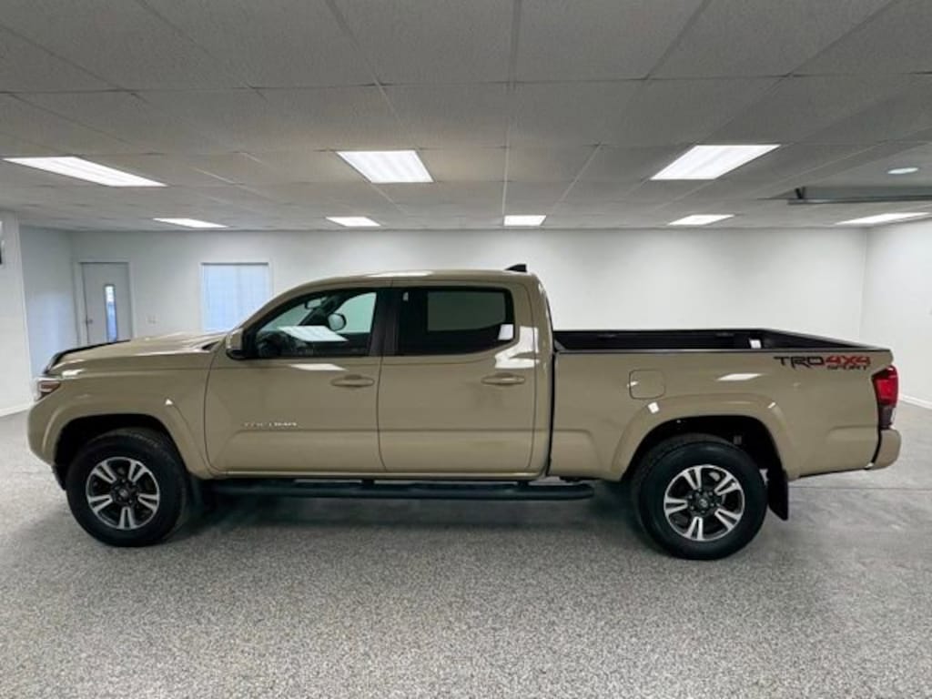 Used 2019 Toyota Tacoma 4WD SR5