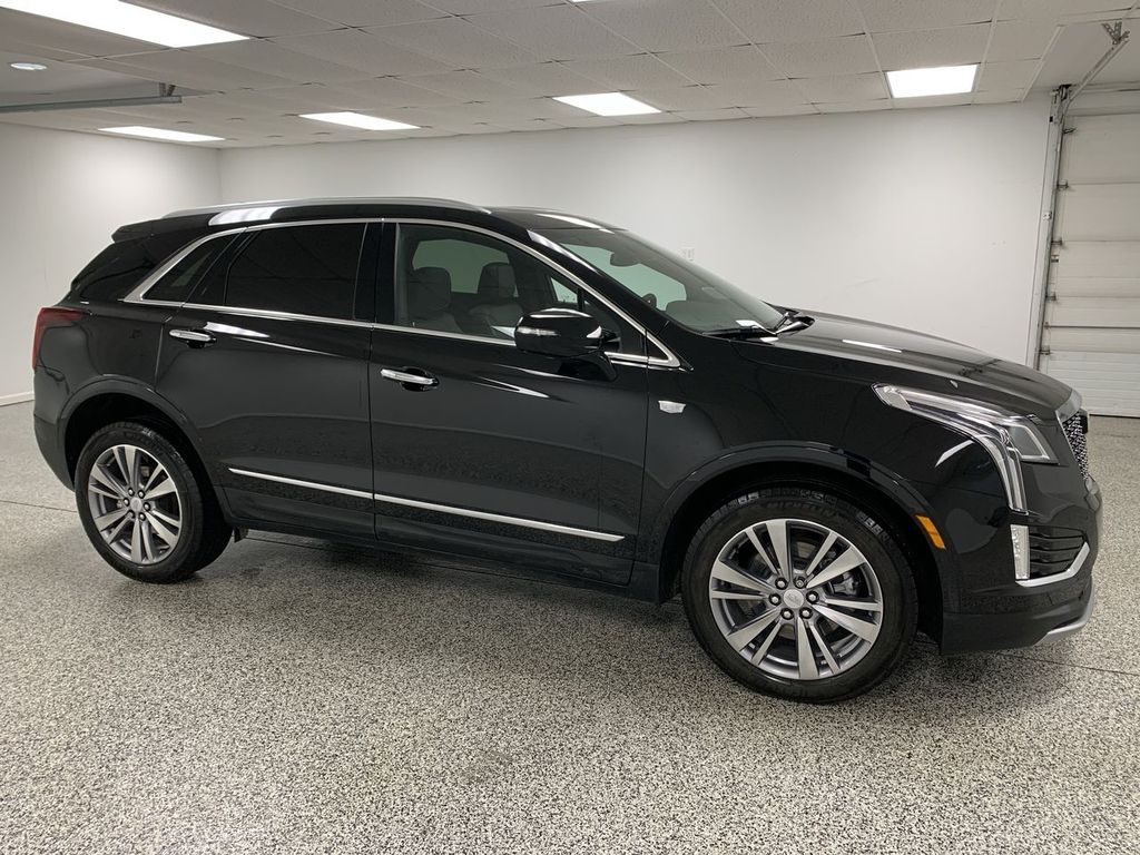 2025 Cadillac XT5 AWD Premium Luxury's photo