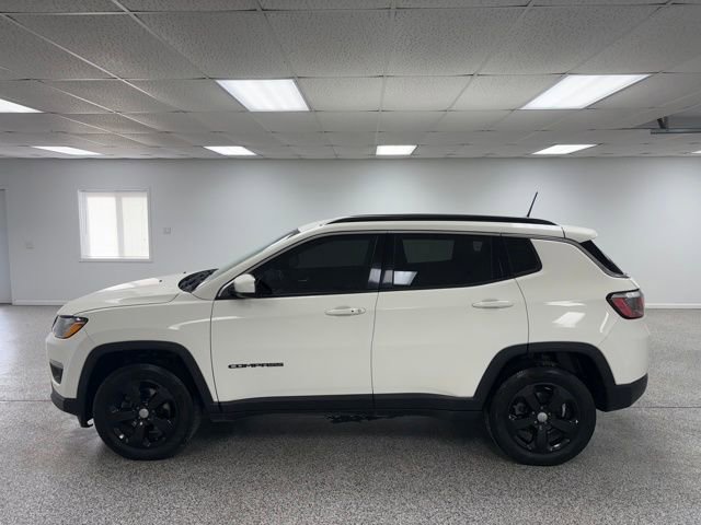 2018 Jeep Compass Latitude photo 2