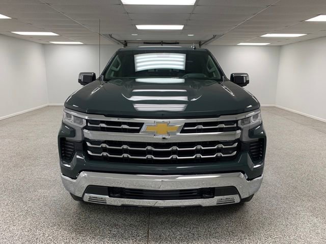 2026 Chevrolet Silverado 1500 LTZ photo 2