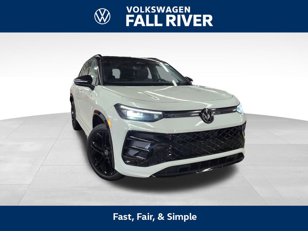 2026 Volkswagen Tiguan SE R-LINE BLACK's photo