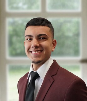 Staff member Cameron B from ID_6be9a5822728