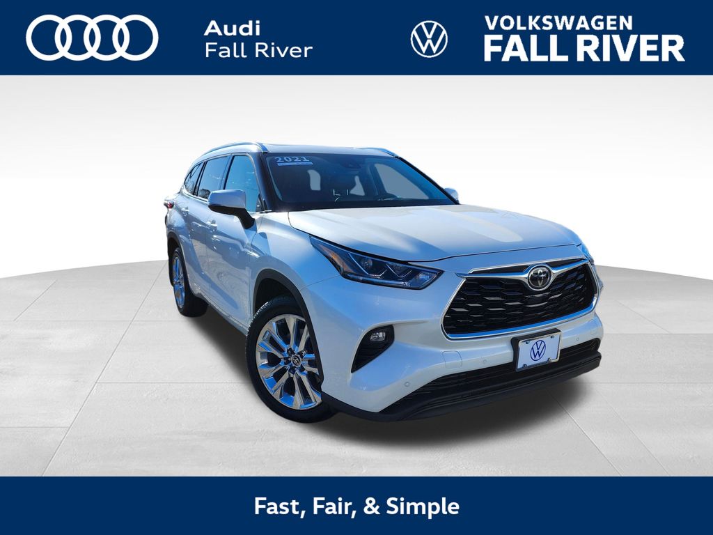 2021 Toyota Highlander Limited's photo