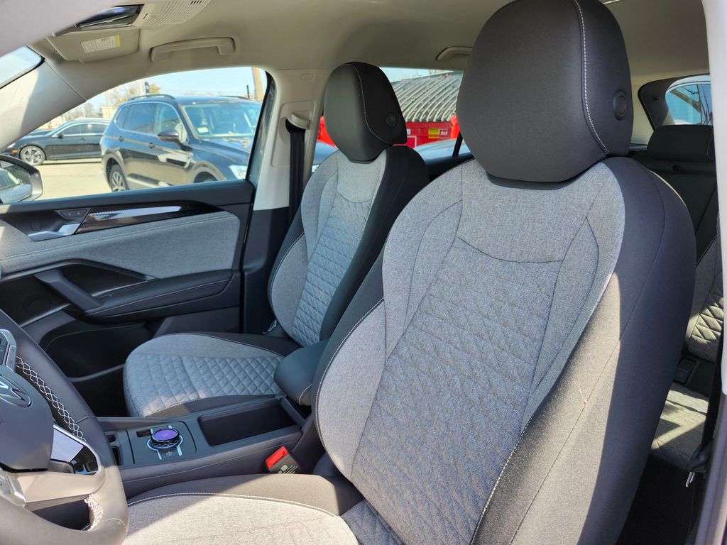 2026 Volkswagen Tiguan 8