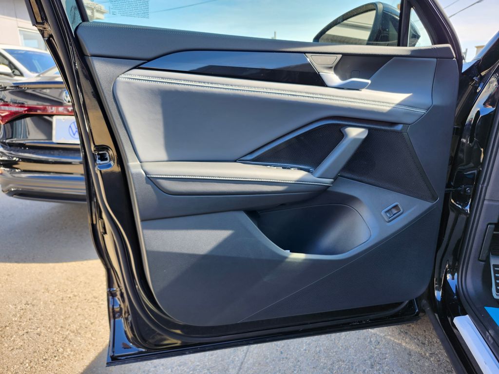 2026 Volkswagen Tiguan SEL R-LINE TURBO - Photo 10