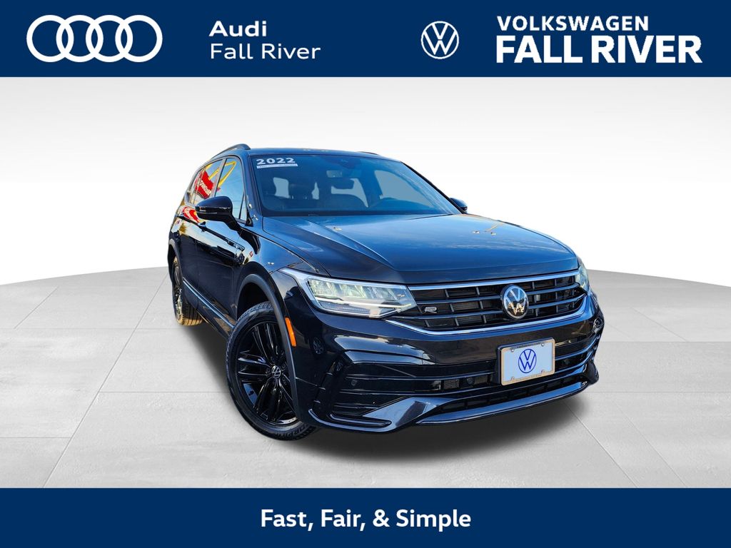 2022 Volkswagen Tiguan SE R-LINE BLACK