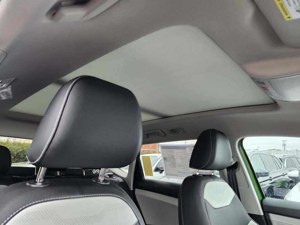 2026 Volkswagen Taos SEL - Photo 12