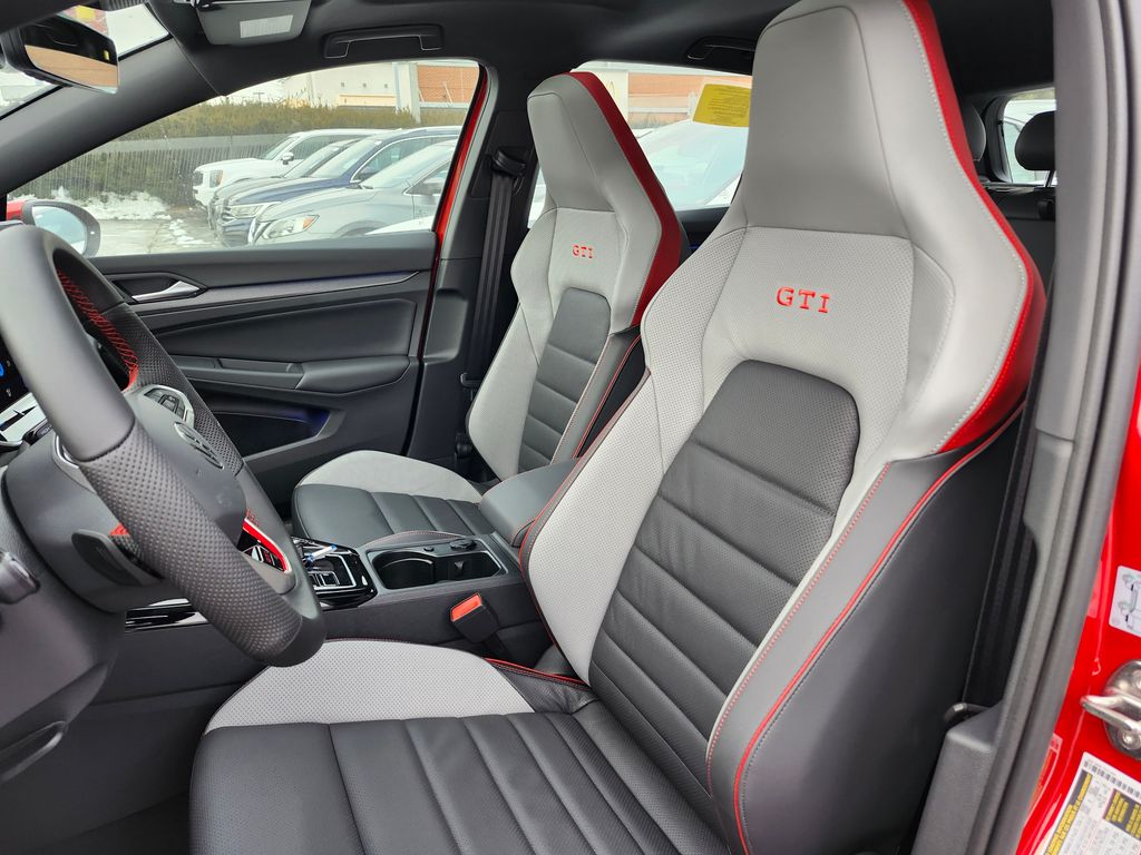 2026 Volkswagen Golf GTI SE - Photo 6