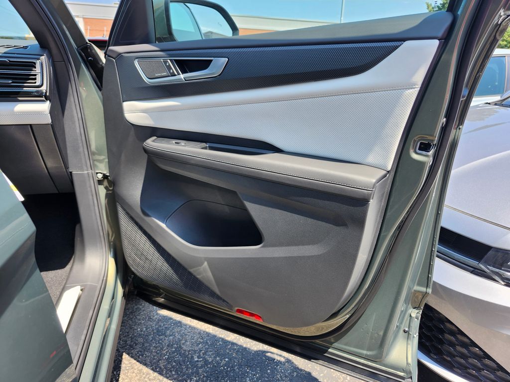 2026 Volkswagen Atlas Cross Sport 12