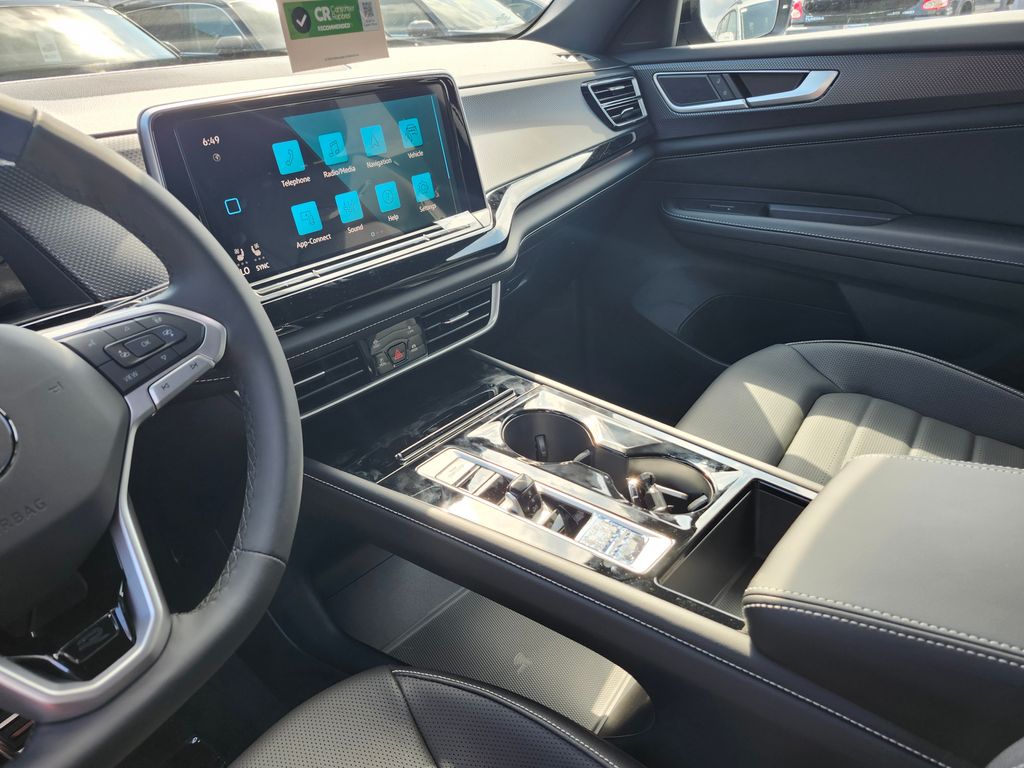 2026 Volkswagen Atlas Cross Sport 6