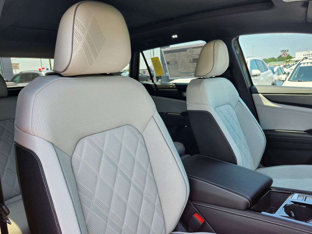 2026 Volkswagen Atlas Cross Sport 13