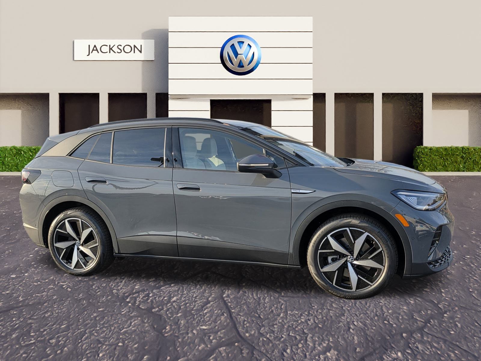 2025 Volkswagen ID.4 Pro S photo 2