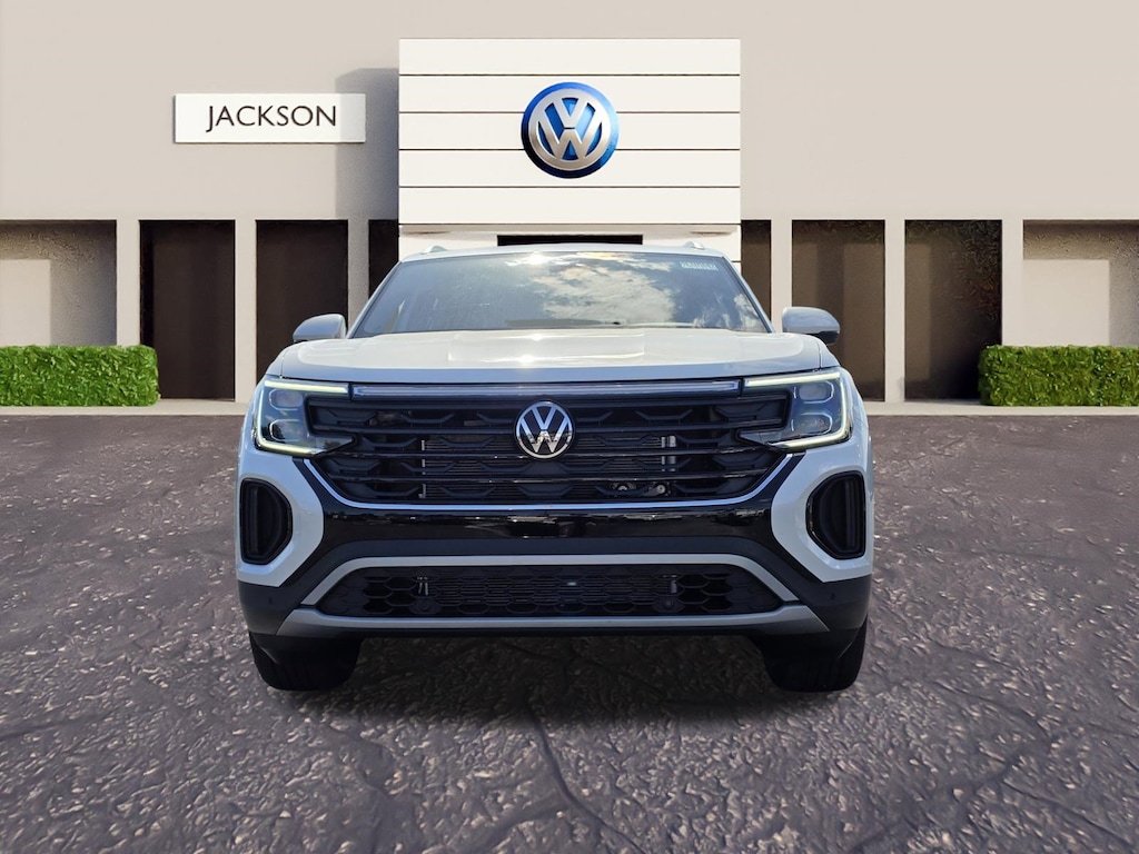 New 2026 Volkswagen Atlas Cross Sport 2.0T SE w/Technology SUV