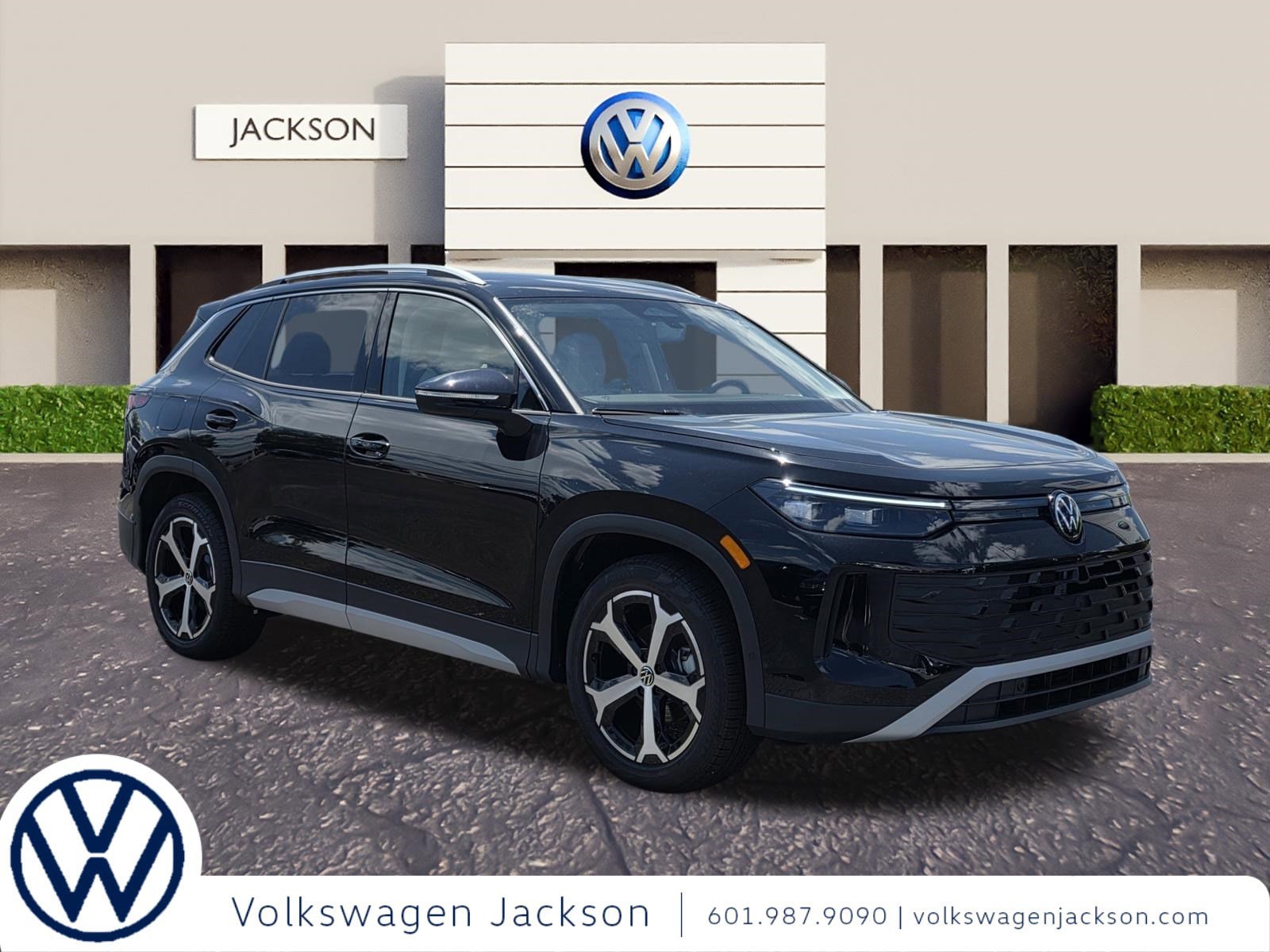 2026 Volkswagen Tiguan 2.0T SE's photo