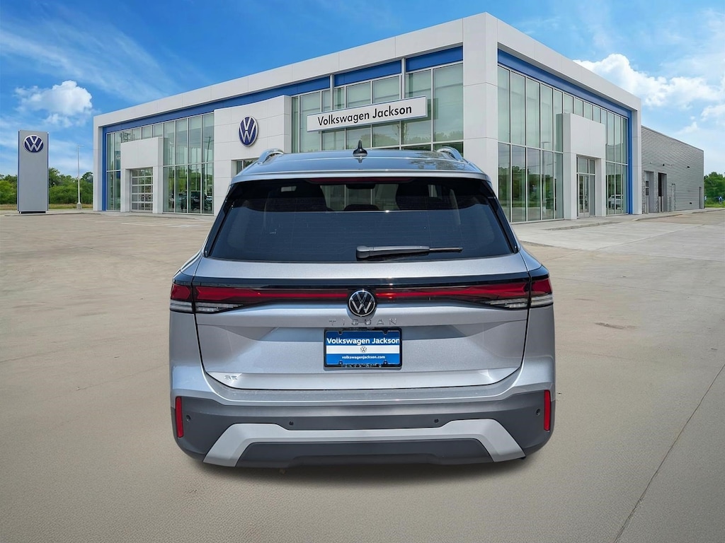 New 2026 Volkswagen Tiguan SE SUV