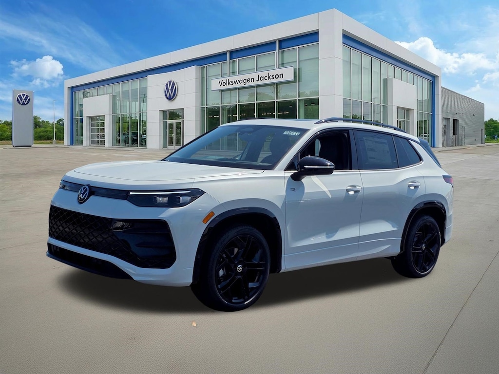 New 2026 Volkswagen Tiguan SE R-Line Black SUV