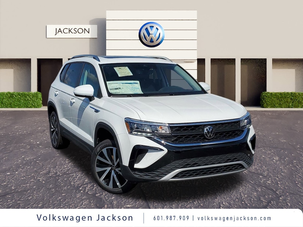 New 2024 Volkswagen Taos 1.5T SE SUV