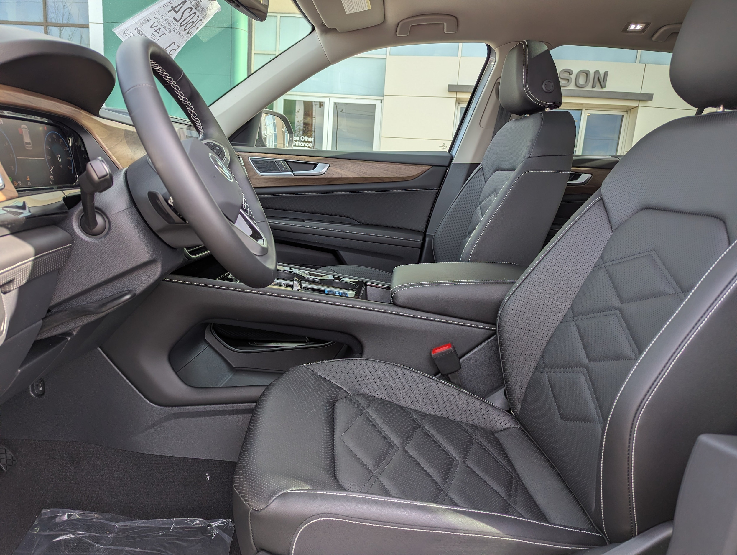 2026 Volkswagen Atlas SE w/Tech - Photo 11