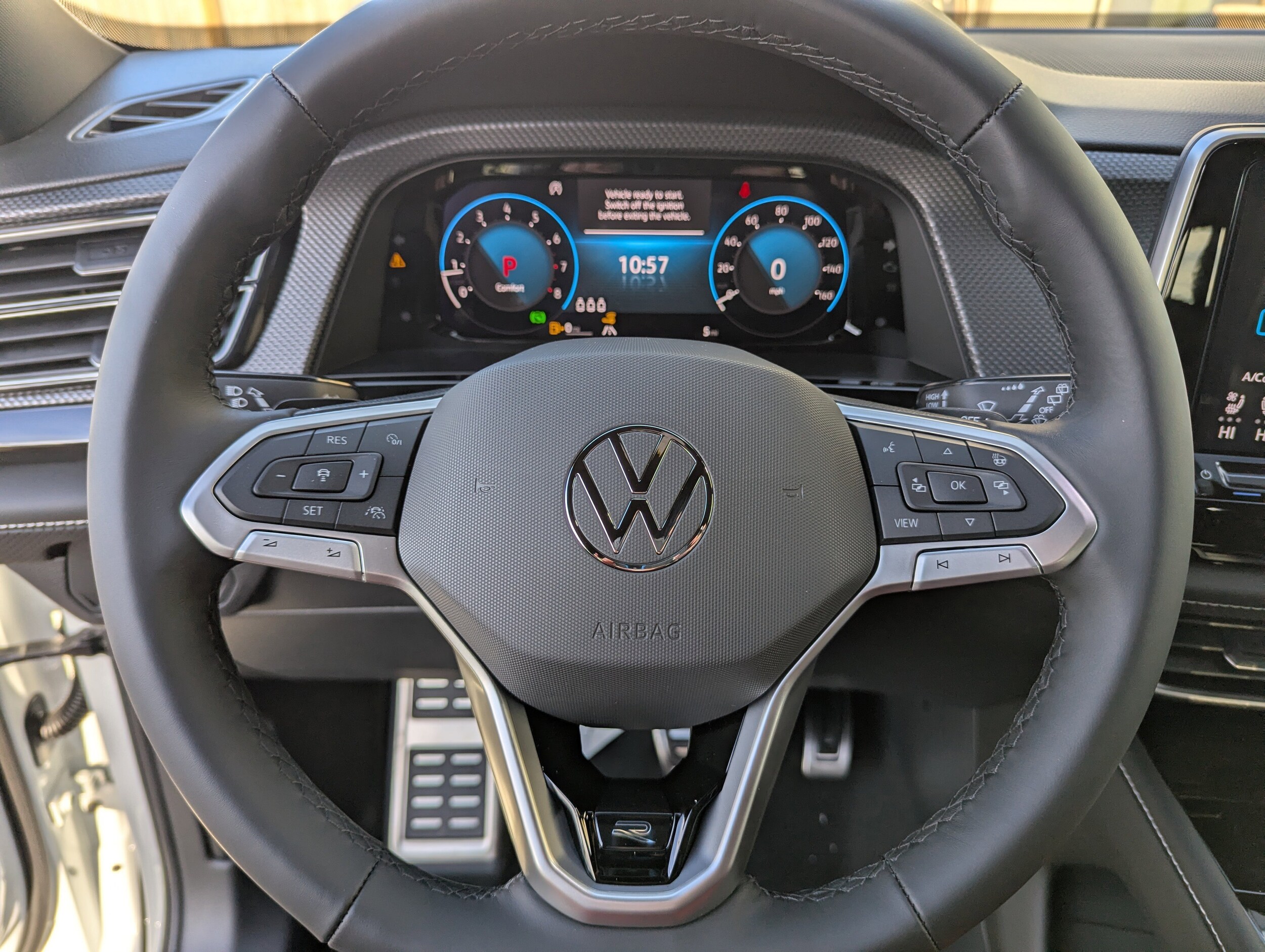 2026 Volkswagen Atlas Cross Sport SEL Premium R-LINE - Photo 19