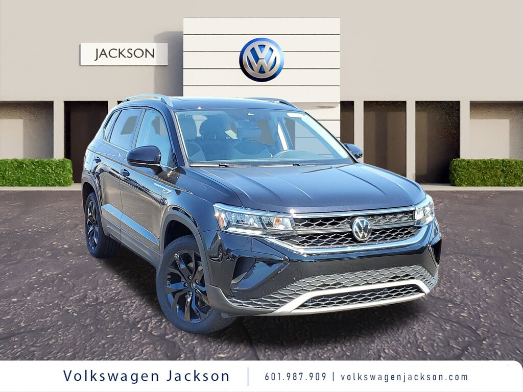 New 2024 Volkswagen Taos 1.5T SE SUV