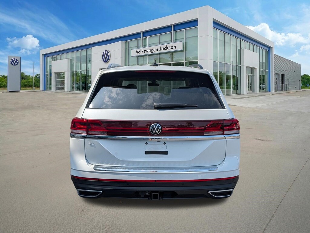 New 2026 Volkswagen Atlas 2.0T SE w/Technology SUV