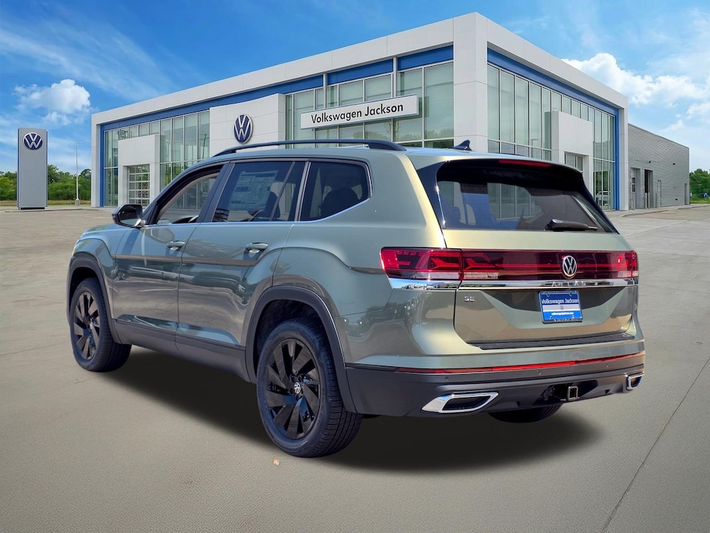 New 2026 Volkswagen Atlas SE w/Technology SUV