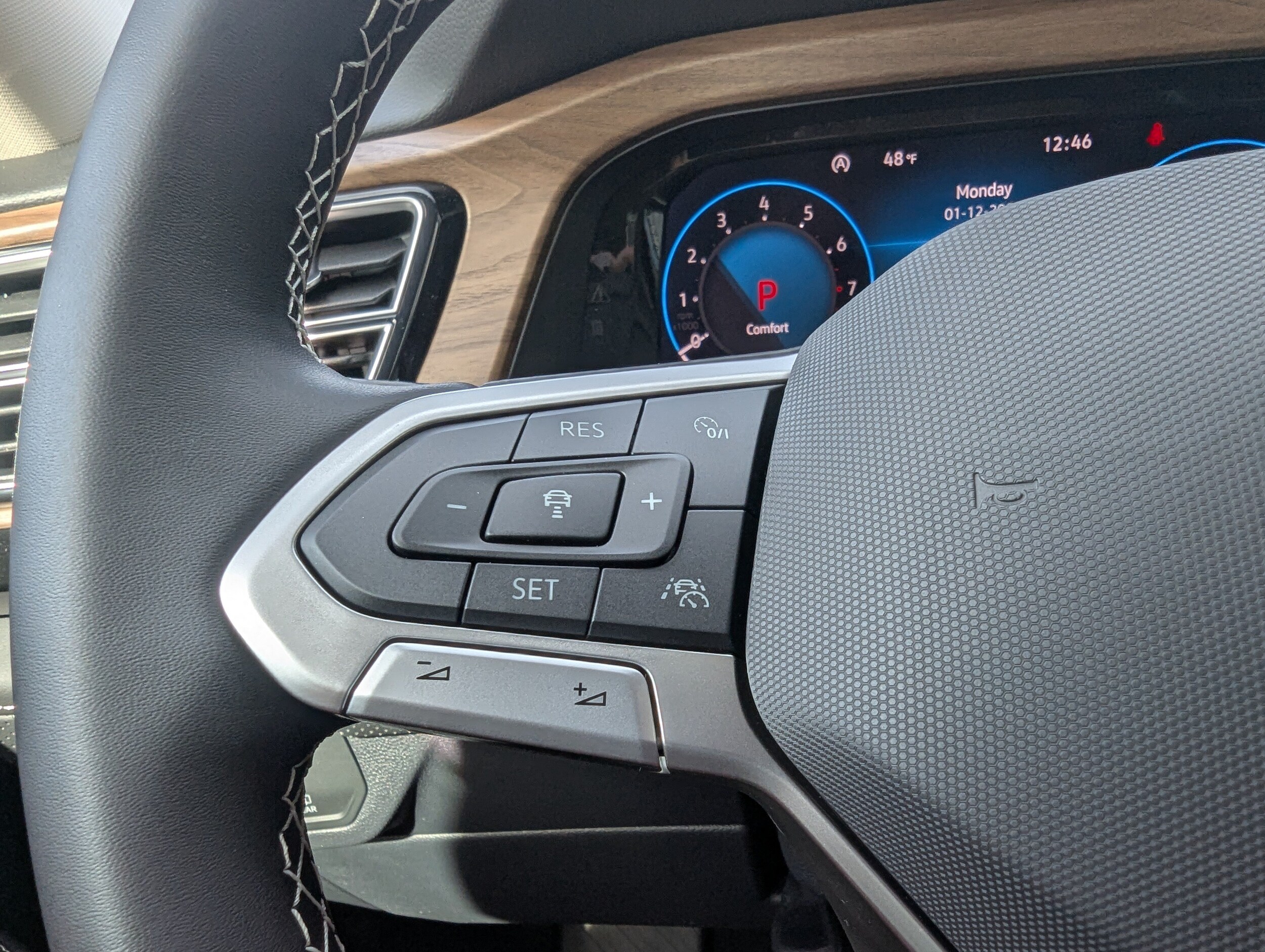 2026 Volkswagen Atlas SE w/Tech - Photo 21