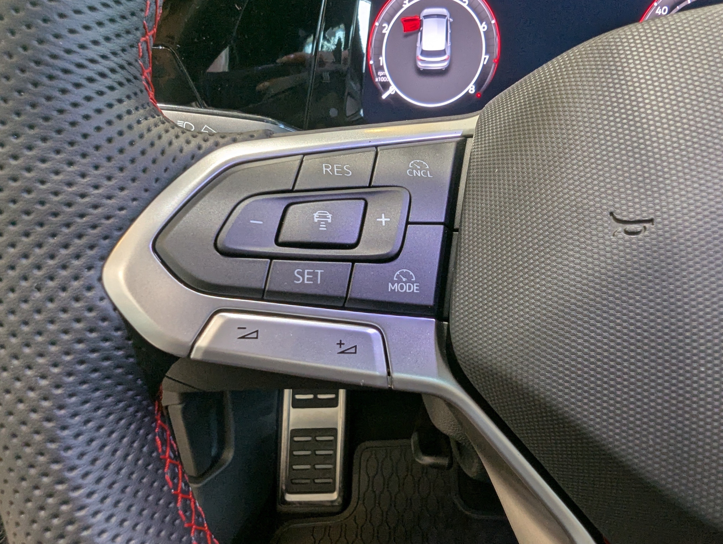 2026 Volkswagen Golf GTI SE - Photo 18