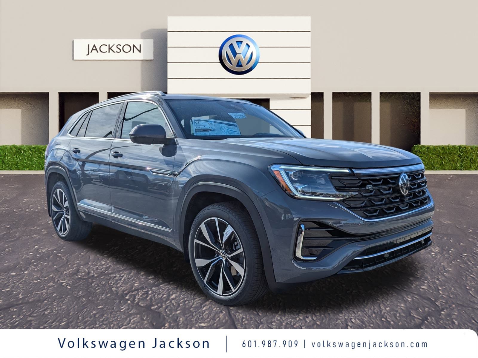 2026 Volkswagen Atlas Cross Sport SEL Premium R-LINE's photo