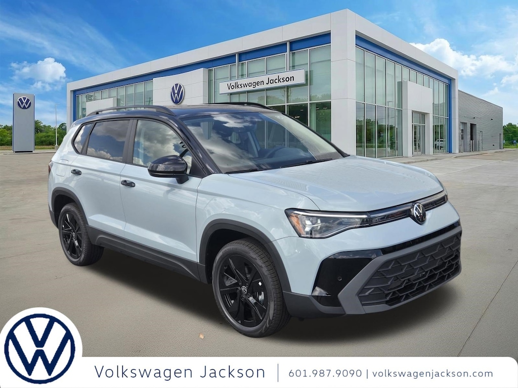 New 2026 Volkswagen Taos 1.5T SE Black SUV