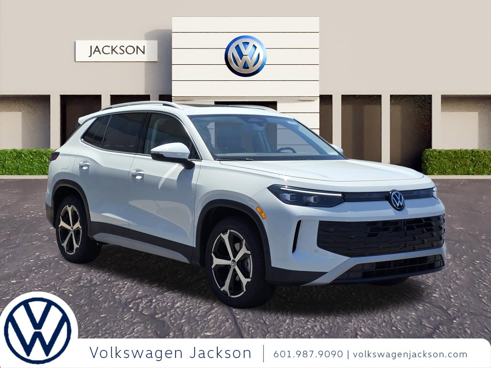2026 Volkswagen Tiguan 2.0T SE's photo