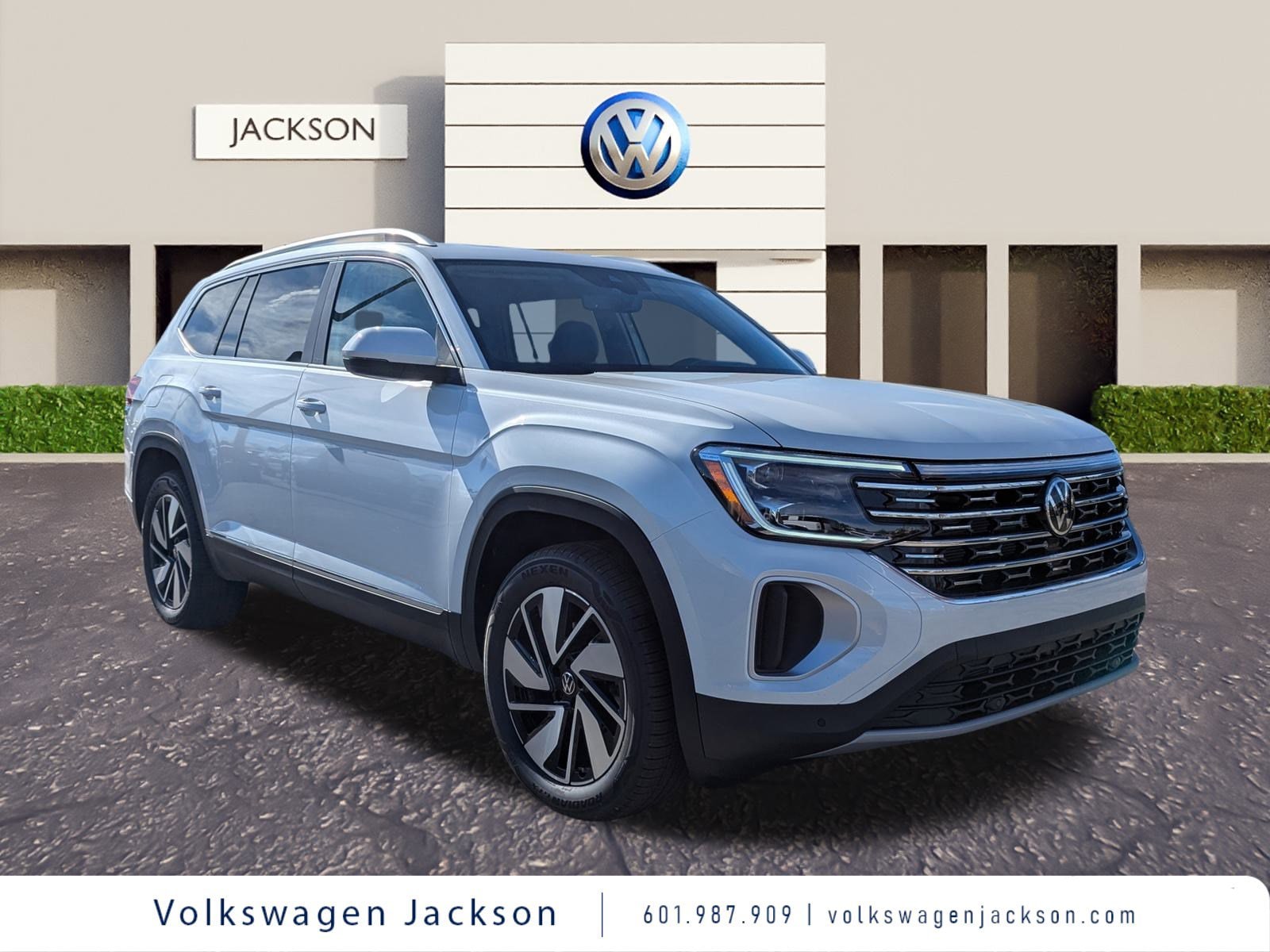 2026 Volkswagen Atlas SEL's photo