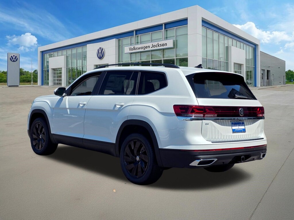 New 2026 Volkswagen Atlas SE w/Technology SUV