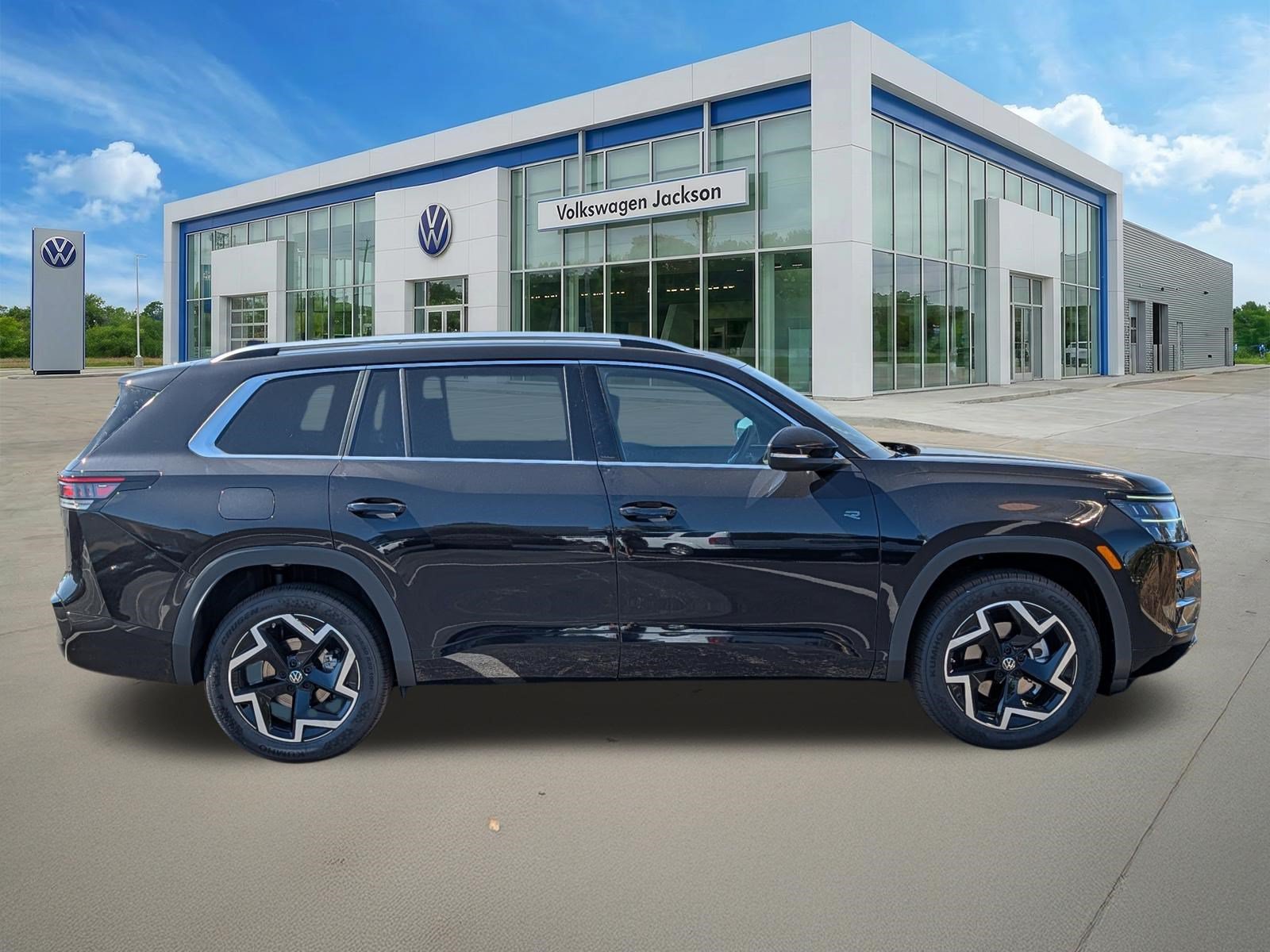 New 2027 Volkswagen Atlas SEL Premium R-Line SUV