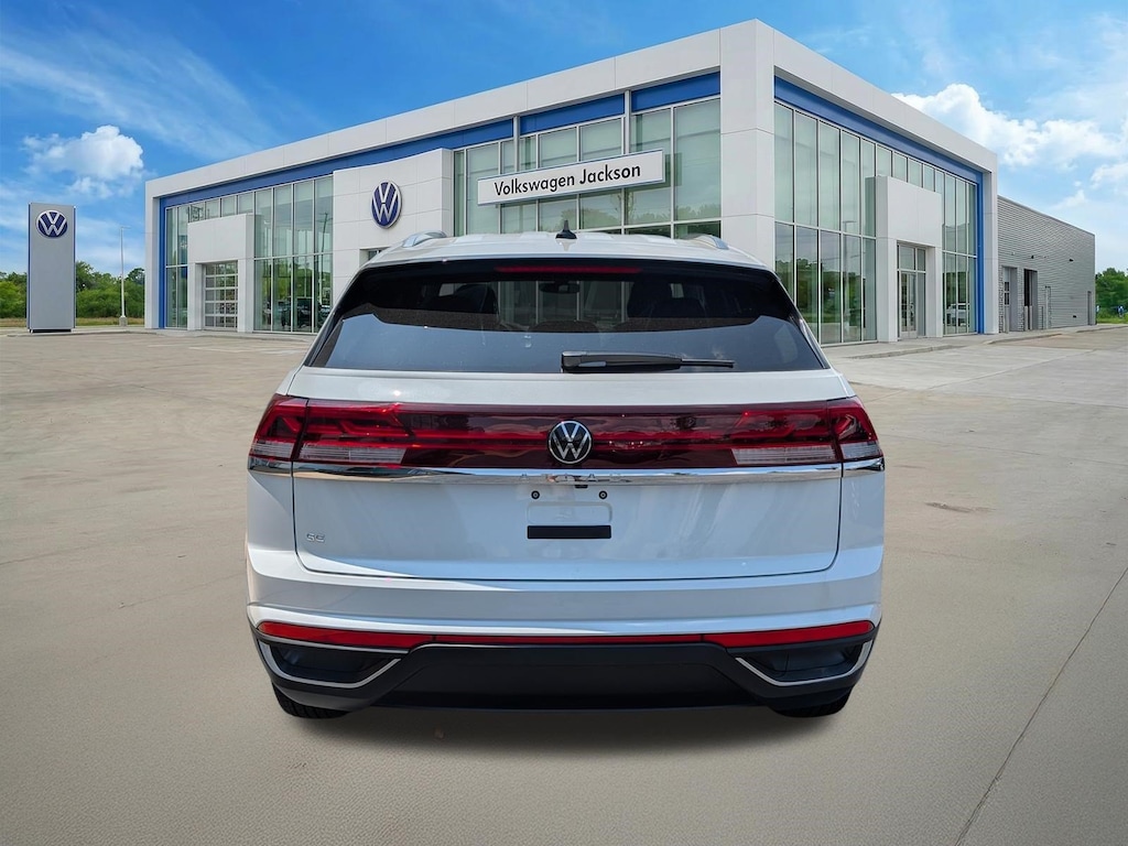 New 2026 Volkswagen Atlas Cross Sport 2.0T SE SUV