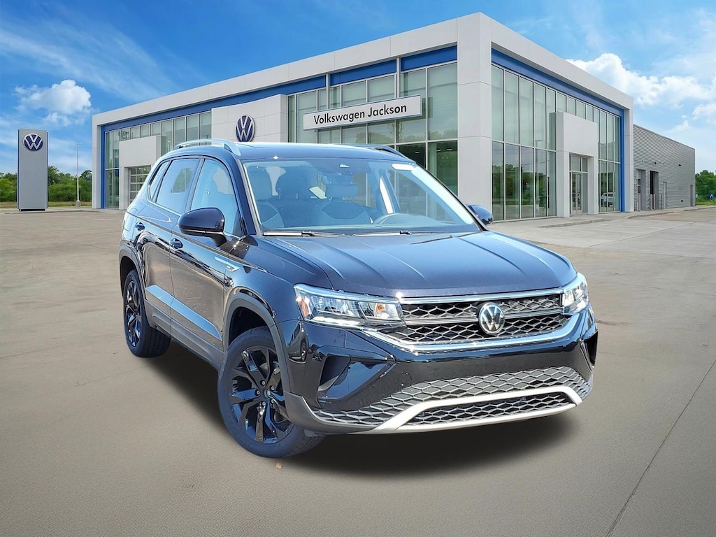 New 2024 Volkswagen Taos 1.5T SE SUV