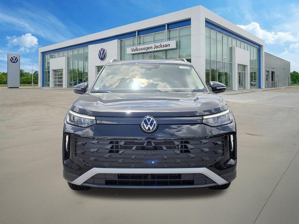 New 2026 Volkswagen Tiguan 2.0T SE SUV