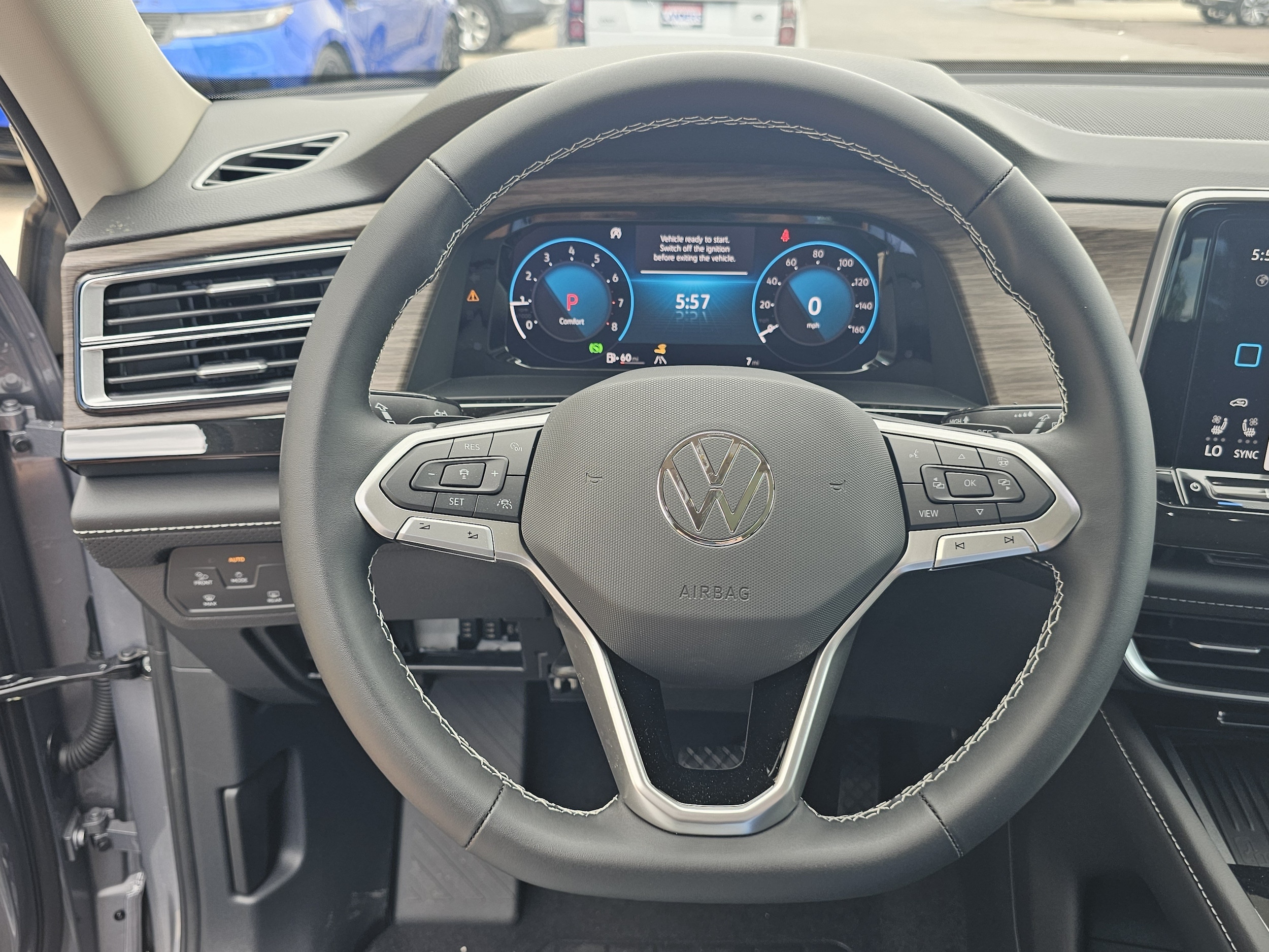 2025 Volkswagen Atlas SEL - Photo 22
