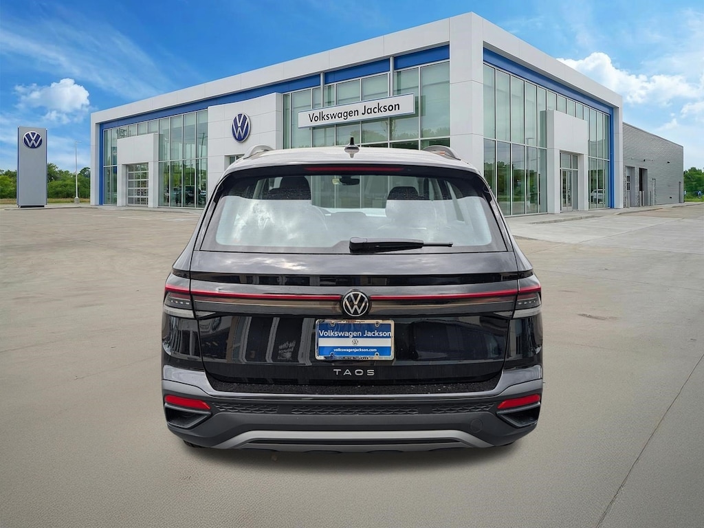 New 2026 Volkswagen Taos 1.5T S SUV
