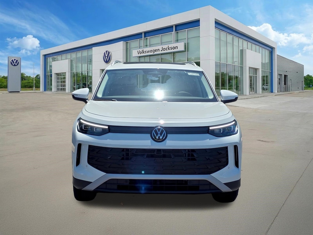 New 2026 Volkswagen Tiguan 2.0T SE SUV