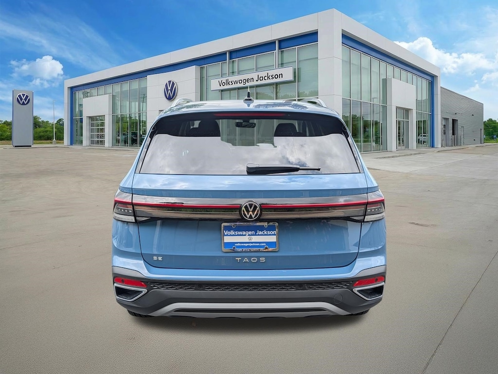 New 2026 Volkswagen Taos 1.5T SE SUV