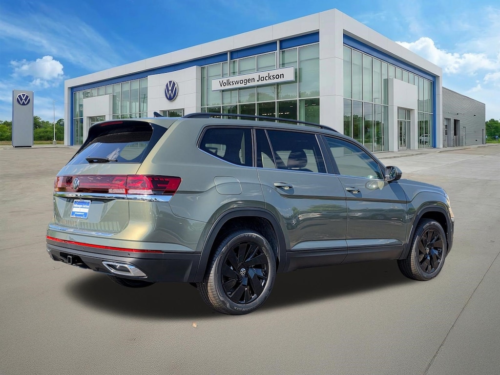 New 2026 Volkswagen Atlas SE w/Technology SUV