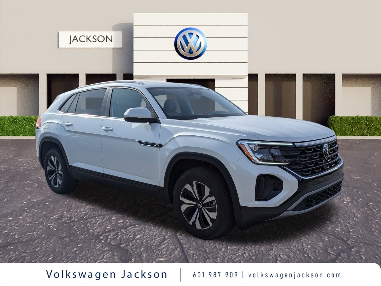 2026 Volkswagen Atlas Cross Sport SE's photo