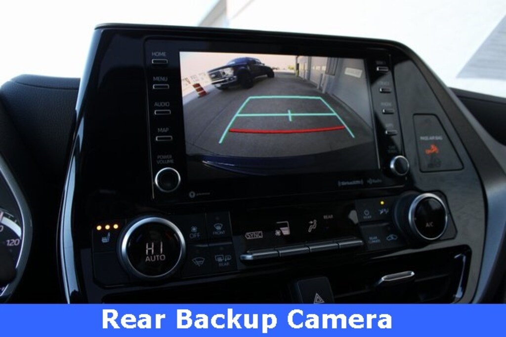 Used 2022 Toyota Highlander XLE SUV