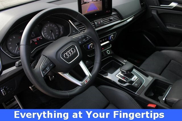 2022 Audi SQ5 Premium photo 2