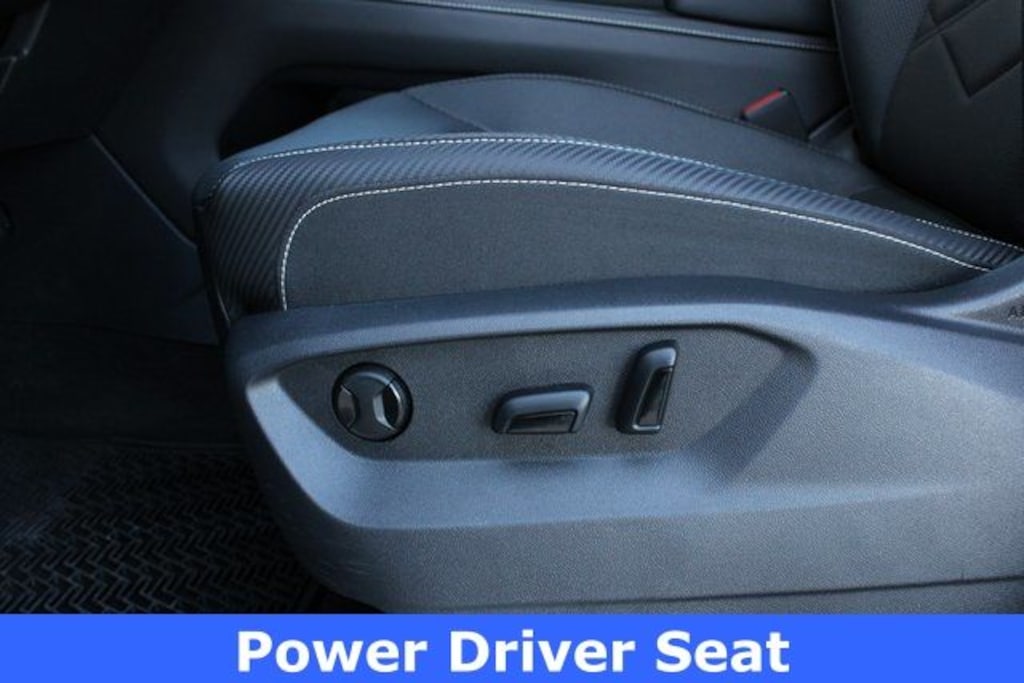 Used 2025 Volkswagen Atlas Cross Sport 2.0T SE w/Technology SUV